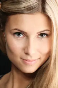 What is Eyelid Surgery (Blepharoplasty)