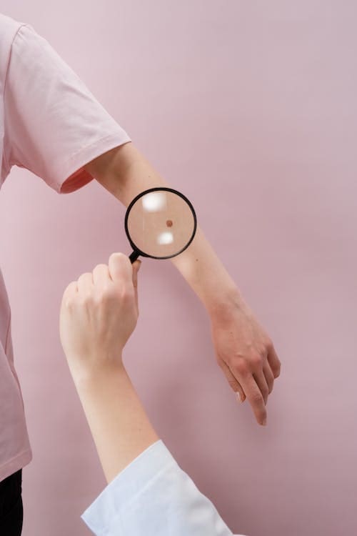 Benefits of Regular Skin Check-ups with a Dermatologist